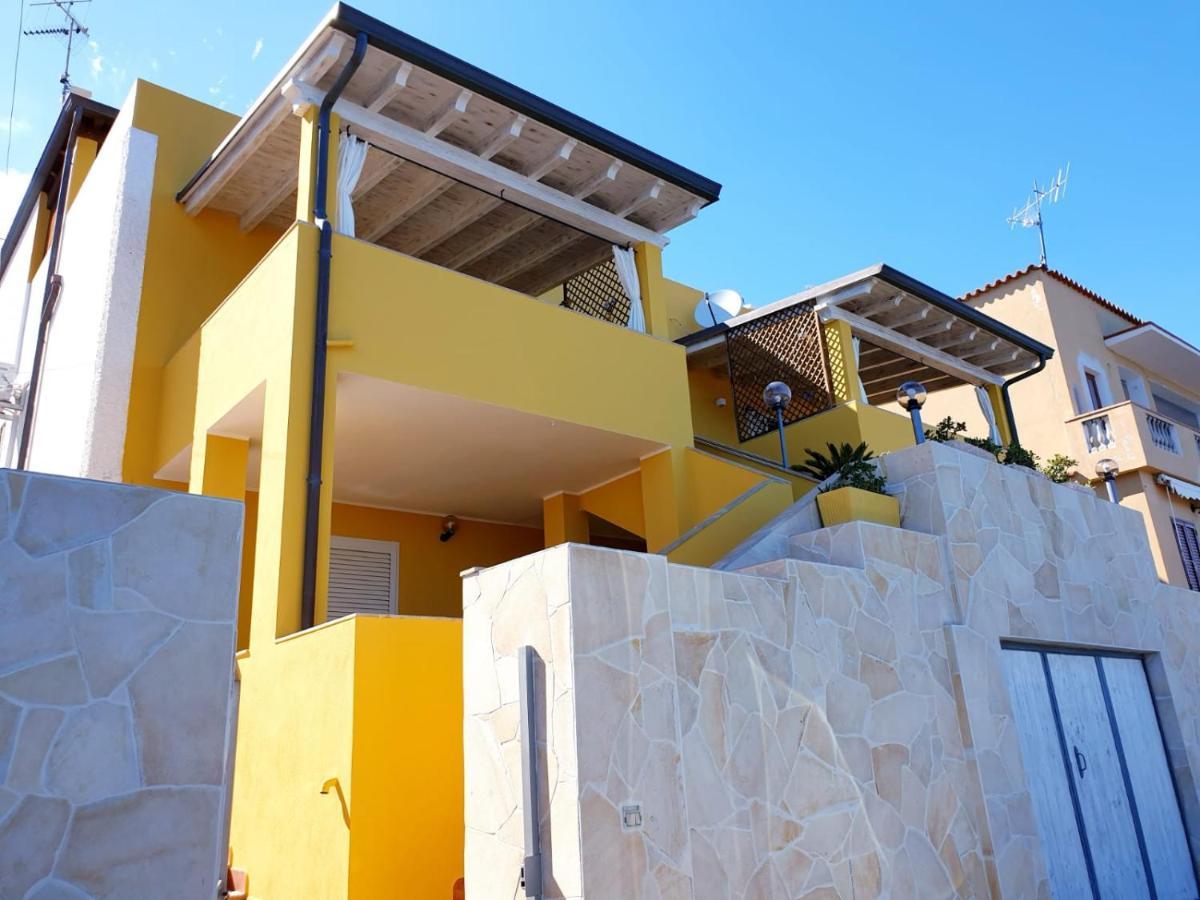La Casa Gialla Cala Gonone Exterior foto